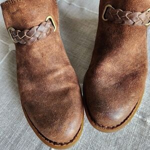 Born Womens Sylvia Ankle Bootie Brown Distressed sz 6 Leather Upper Cowgirl Boho